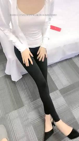 美腿主播AVOVE_2021.02.22酒店无套爆操小姐姐