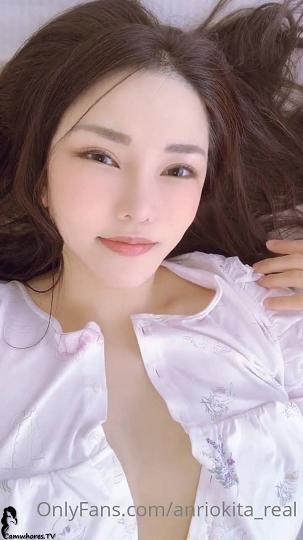 万人在线关注的Onlyfans极品乳神冲田杏梨私拍豪乳大肥臀都了解不多介绍了5860539